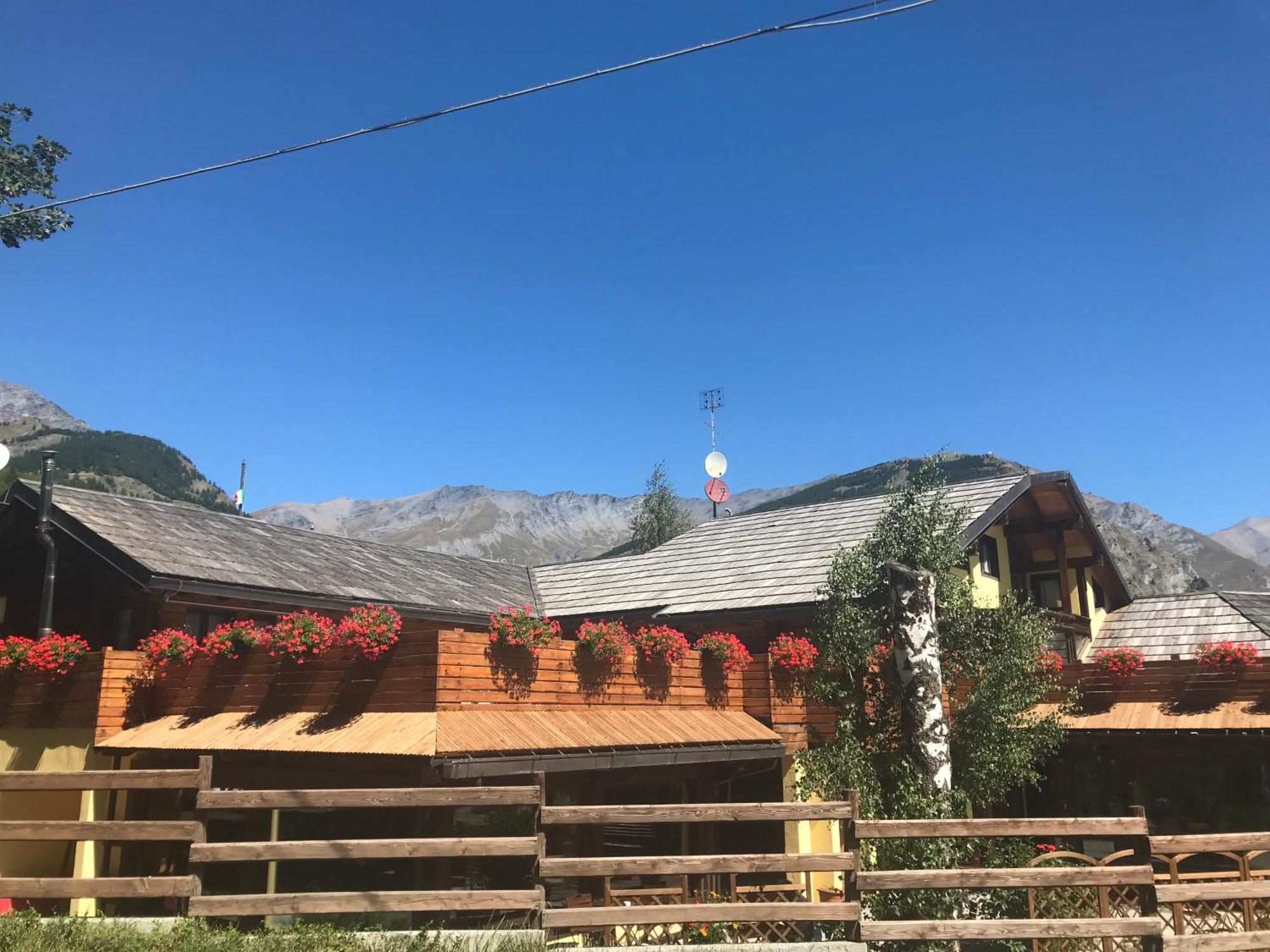 Hotel Ca Fiore Bardonecchia Zewnętrze zdjęcie