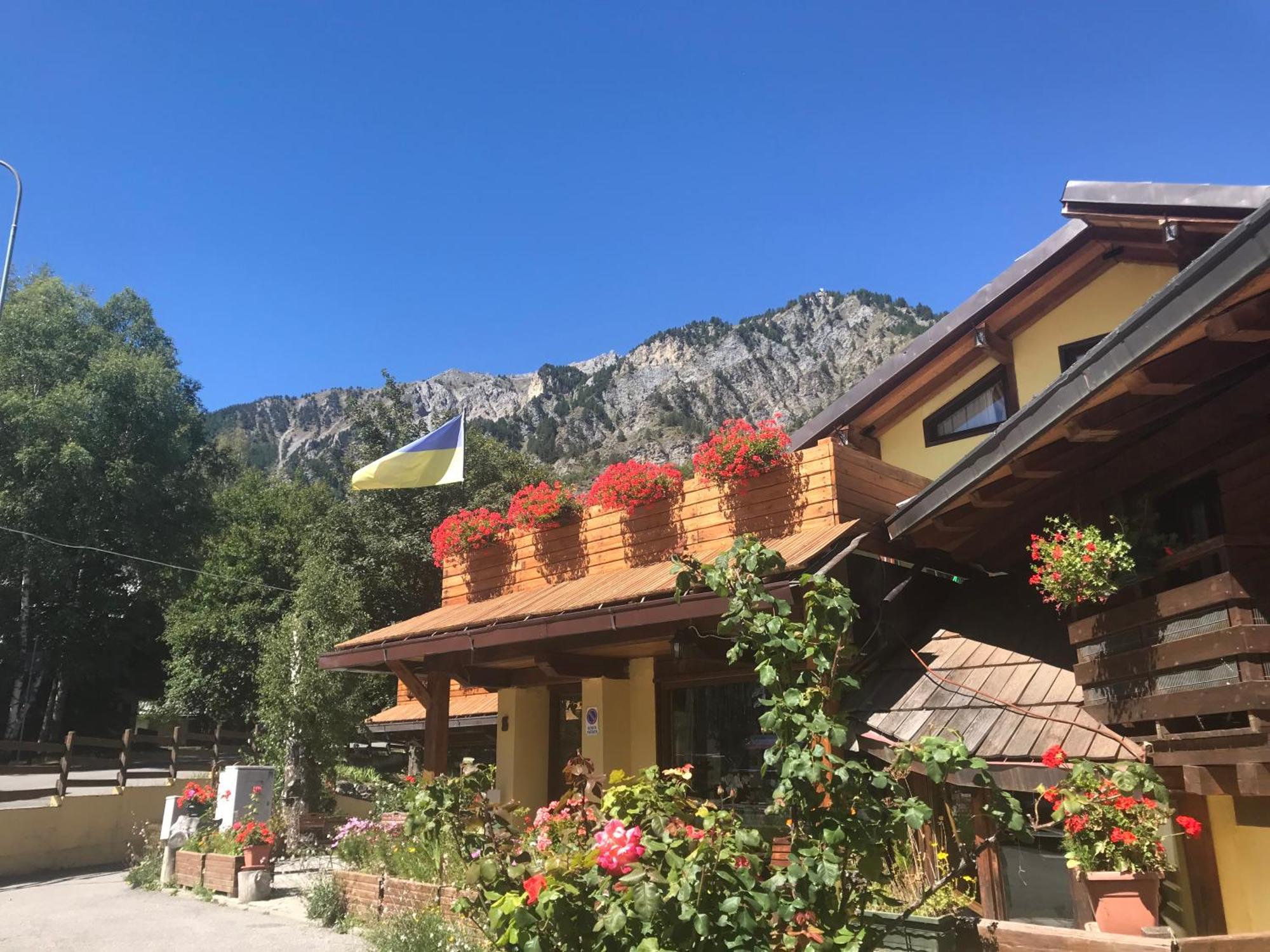 Hotel Ca Fiore Bardonecchia Zewnętrze zdjęcie