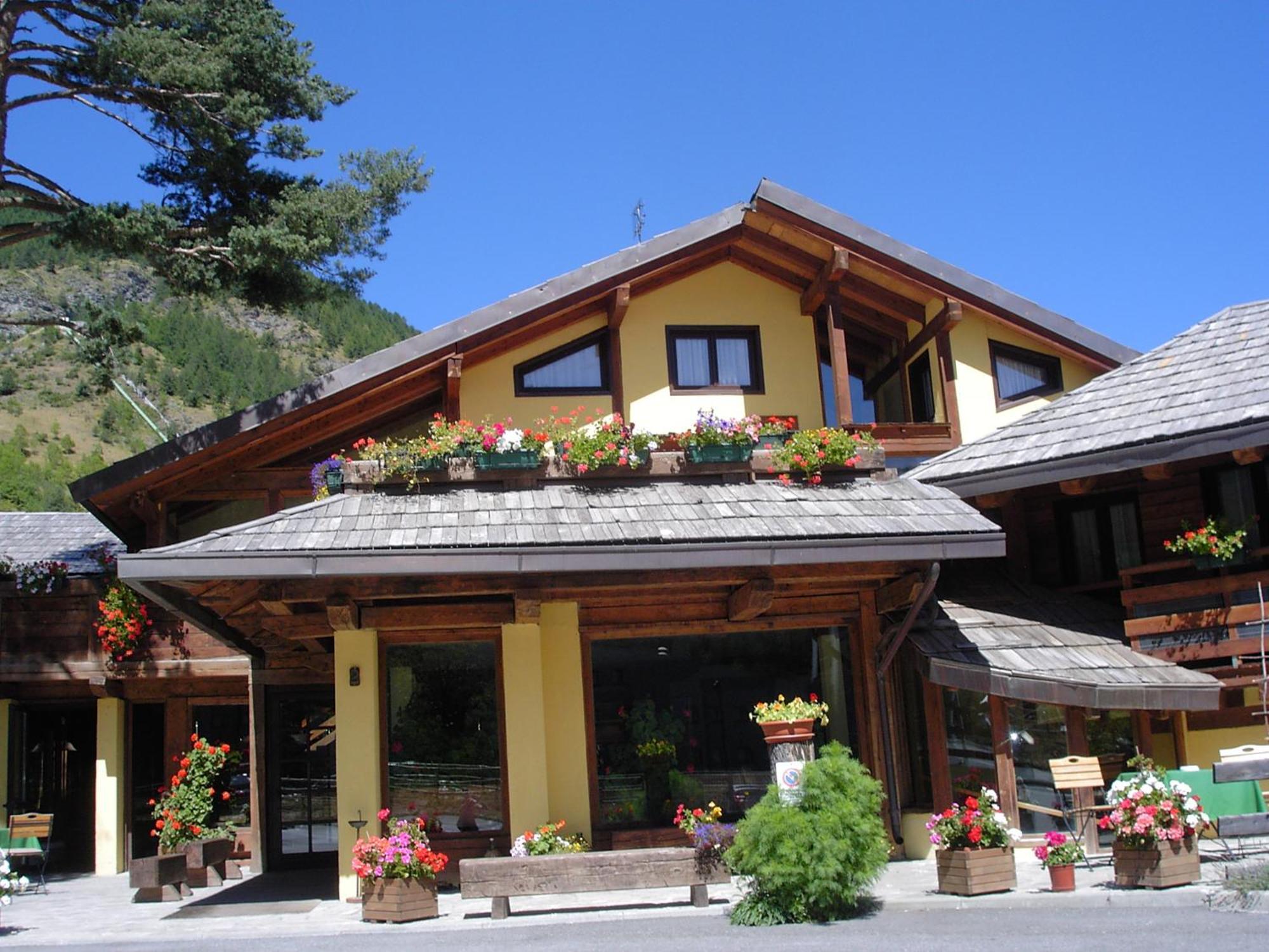 Hotel Ca Fiore Bardonecchia Zewnętrze zdjęcie