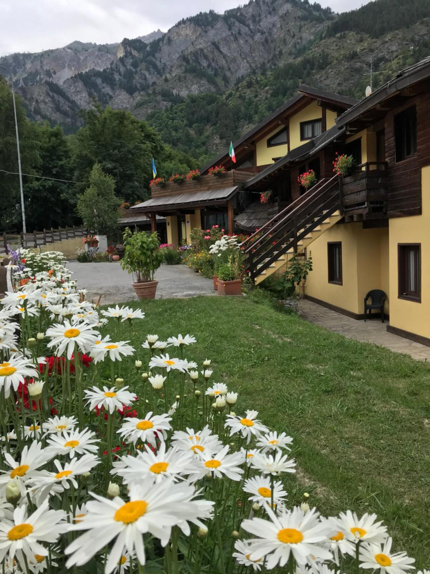 Hotel Ca Fiore Bardonecchia Zewnętrze zdjęcie