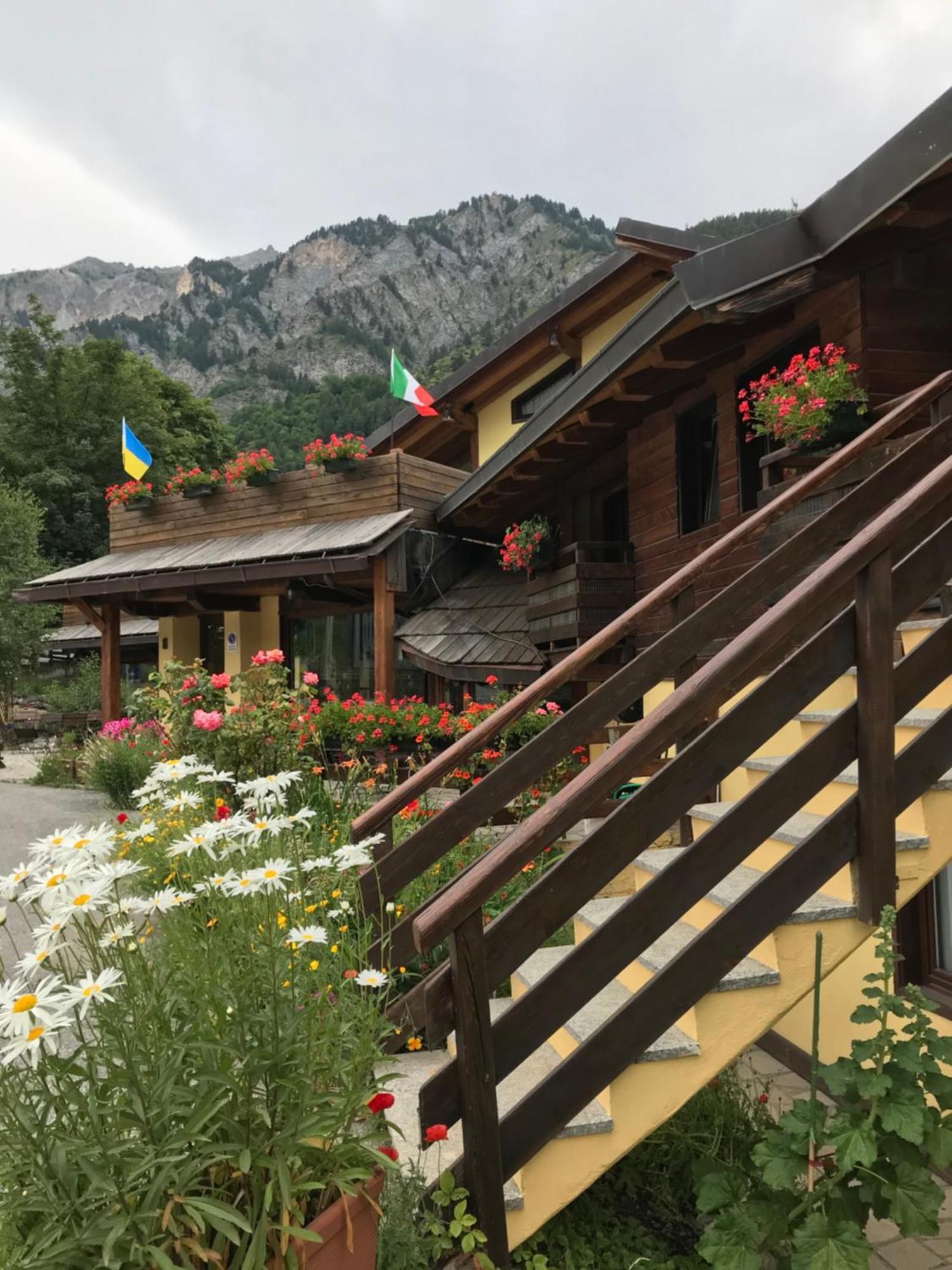 Hotel Ca Fiore Bardonecchia Zewnętrze zdjęcie